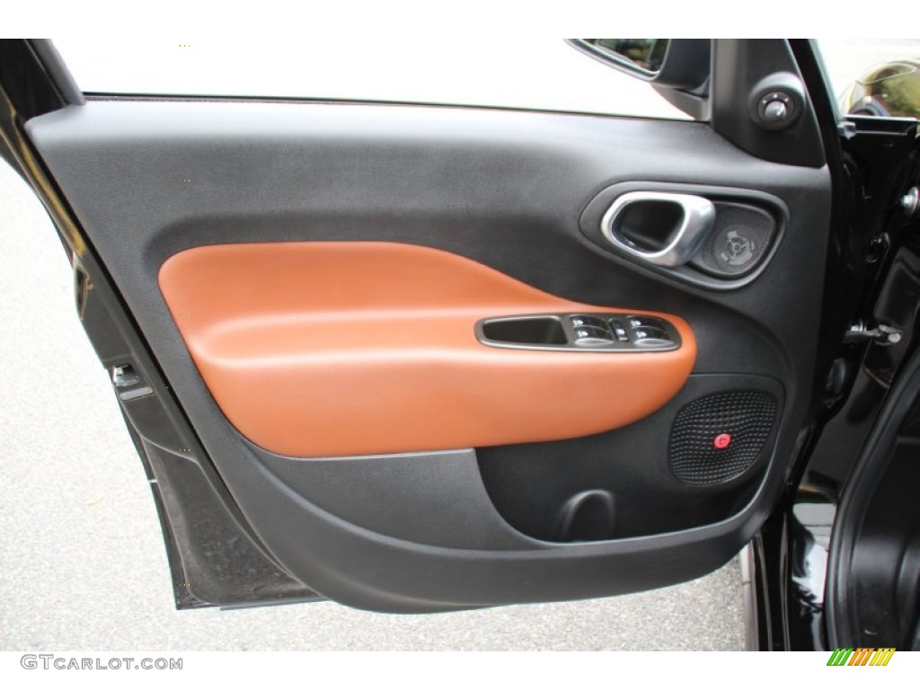 2014 500L Trekking - Nero (Black) / Black/Marrone (Black/Brown) photo #9