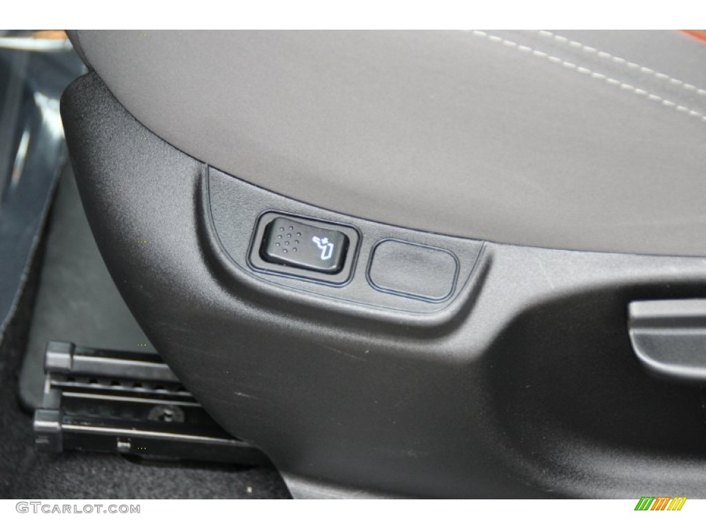 2014 500L Trekking - Nero (Black) / Black/Marrone (Black/Brown) photo #13