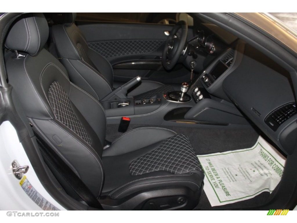 2015 Audi R8 Spyder V10 Front Seat Photo #98970355