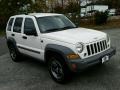 Stone White - Liberty Sport 4x4 Photo No. 3