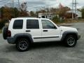 Stone White - Liberty Sport 4x4 Photo No. 5