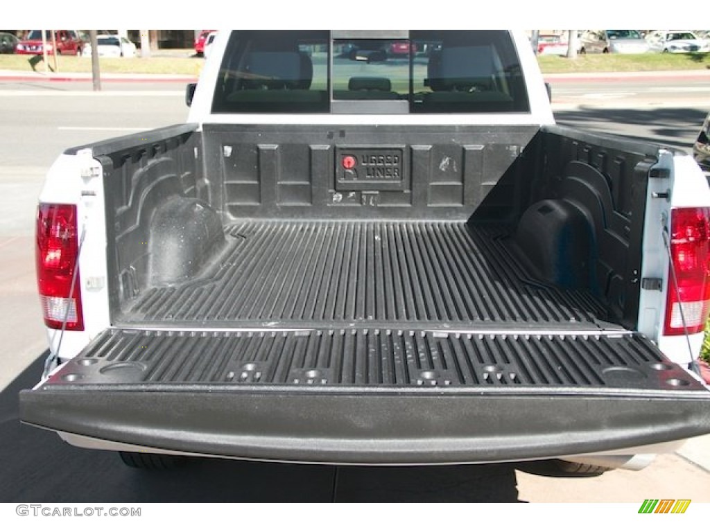 2014 1500 SLT Quad Cab - Bright White / Black/Diesel Gray photo #10