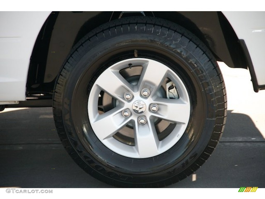 2014 1500 SLT Quad Cab - Bright White / Black/Diesel Gray photo #34