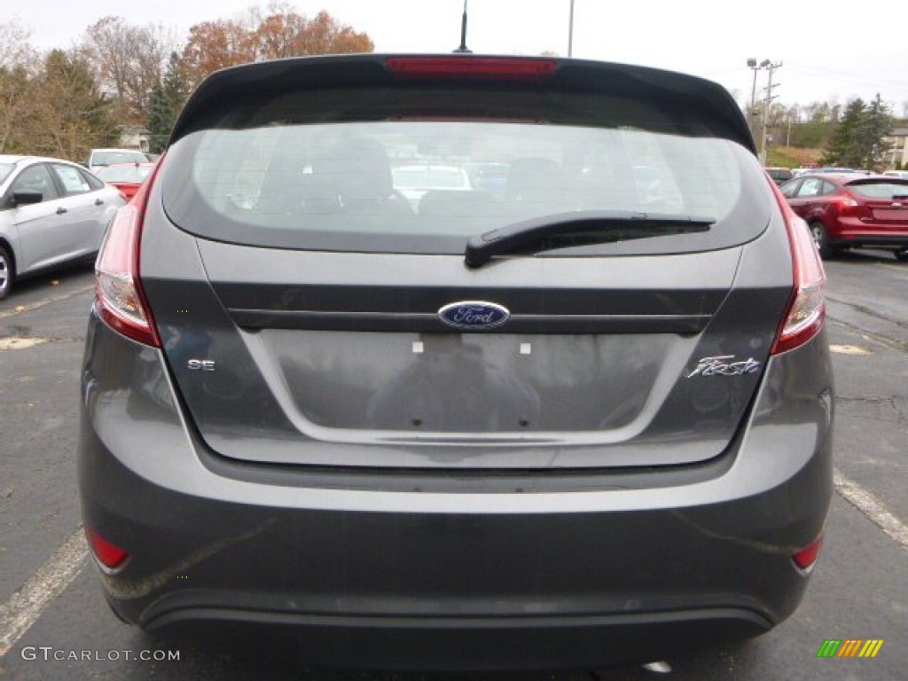 2015 Fiesta SE Hatchback - Magnetic Metallic / Charcoal Black photo #4