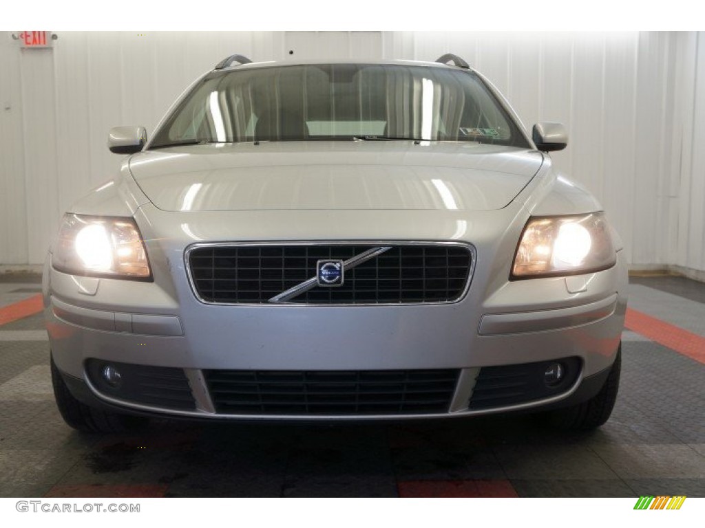 2006 V50 T5 AWD - Silver Metallic / Off Black photo #4