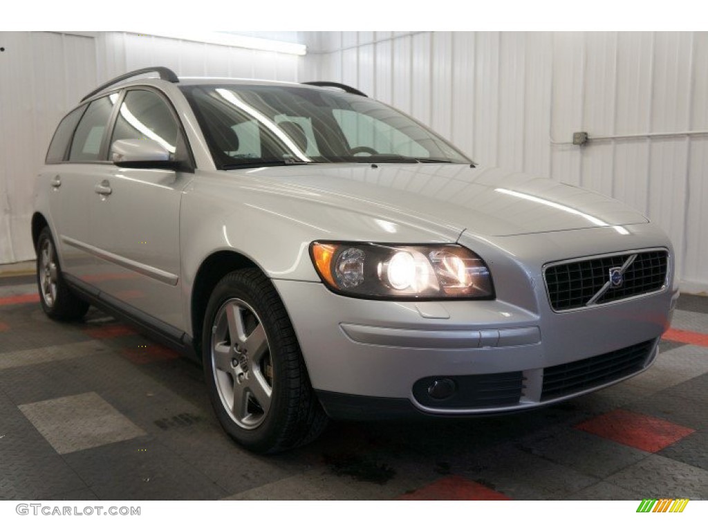 2006 V50 T5 AWD - Silver Metallic / Off Black photo #5