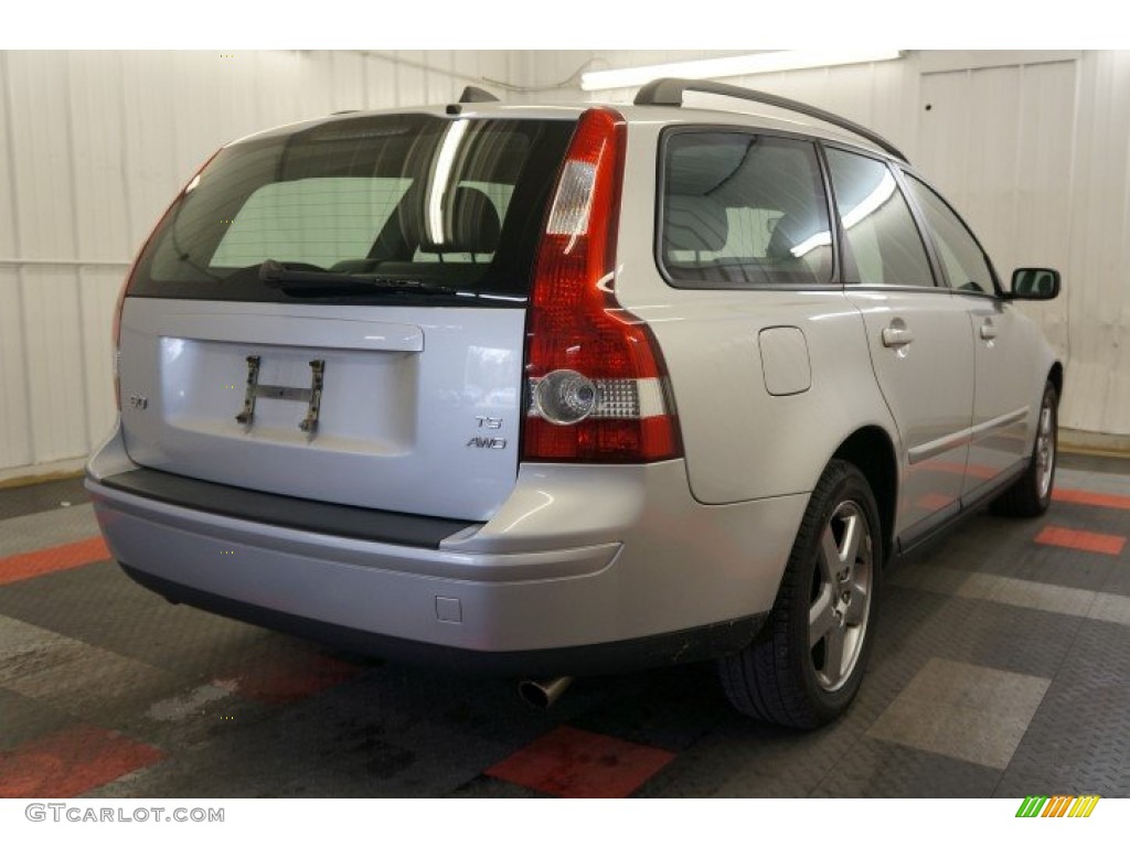 2006 V50 T5 AWD - Silver Metallic / Off Black photo #8