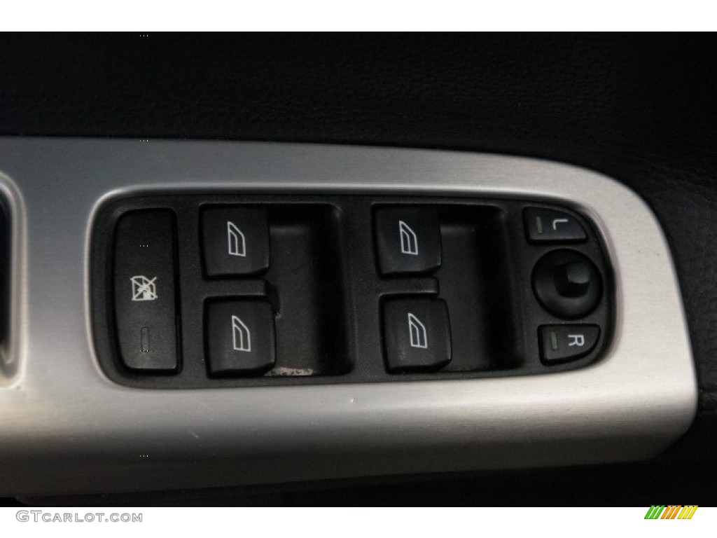 2006 V50 T5 AWD - Silver Metallic / Off Black photo #13