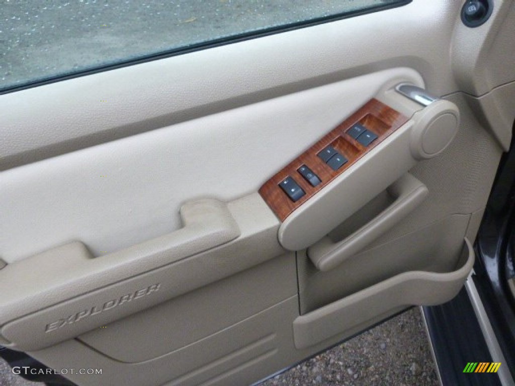 2007 Ford Explorer Eddie Bauer 4x4 Door Panel Photos