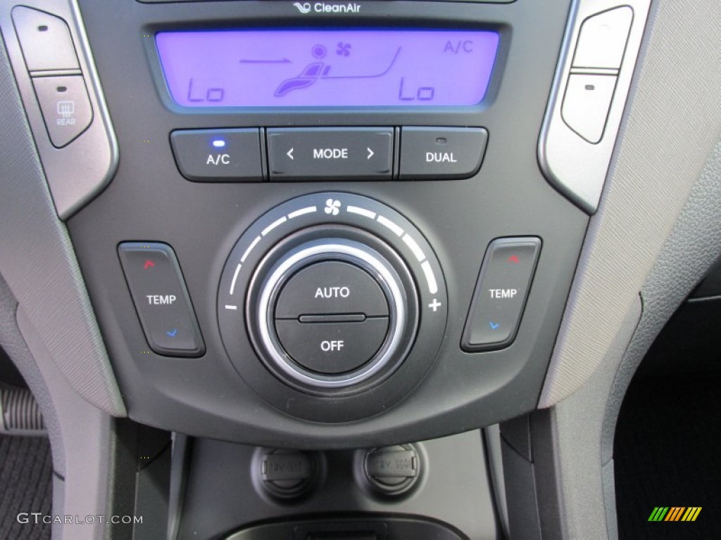 2015 Hyundai Santa Fe Sport 2.4 Controls Photo #99009954