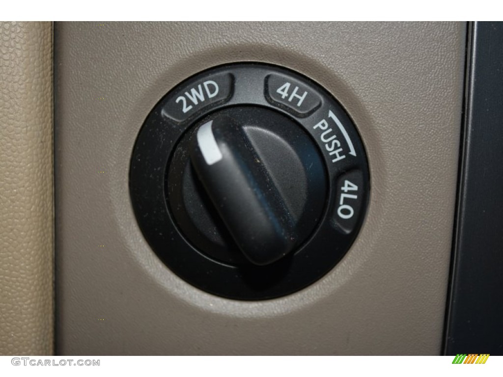2012 Nissan Titan SV Crew Cab 4x4 Controls Photos