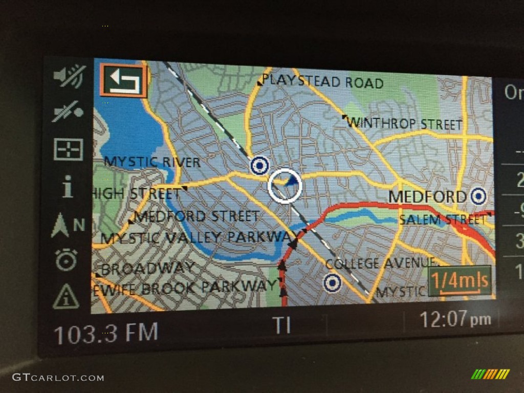 2007 BMW X5 4.8i Navigation Photos