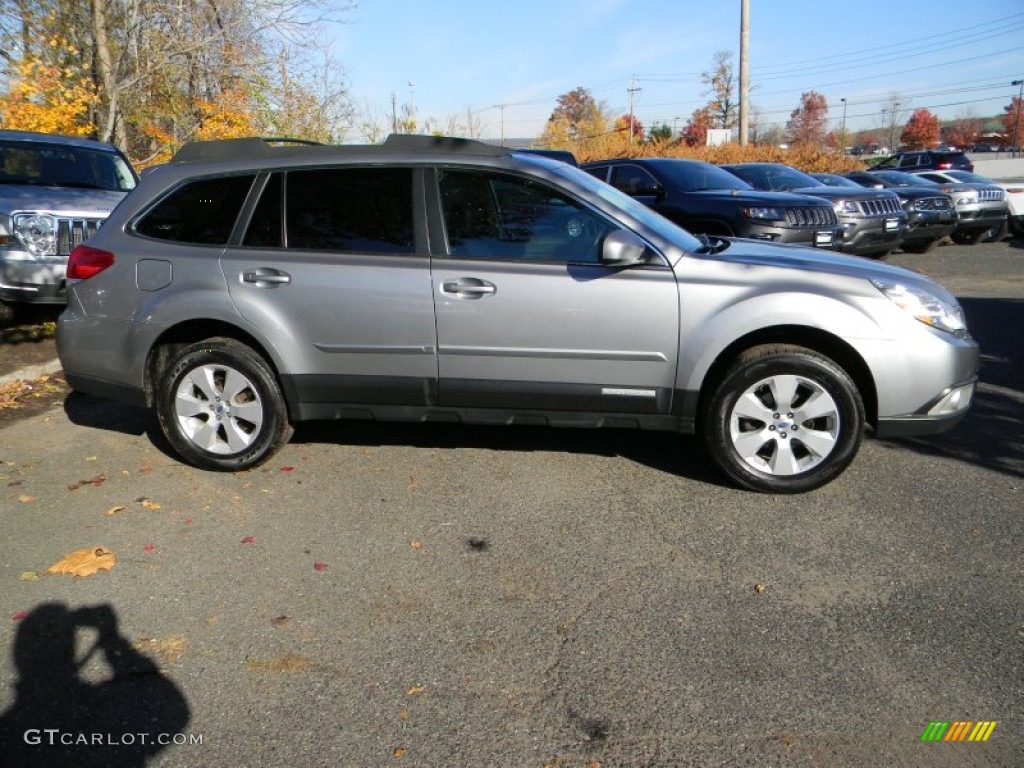 2011 Outback 2.5i Limited Wagon - Graphite Gray Metallic / Off Black photo #5