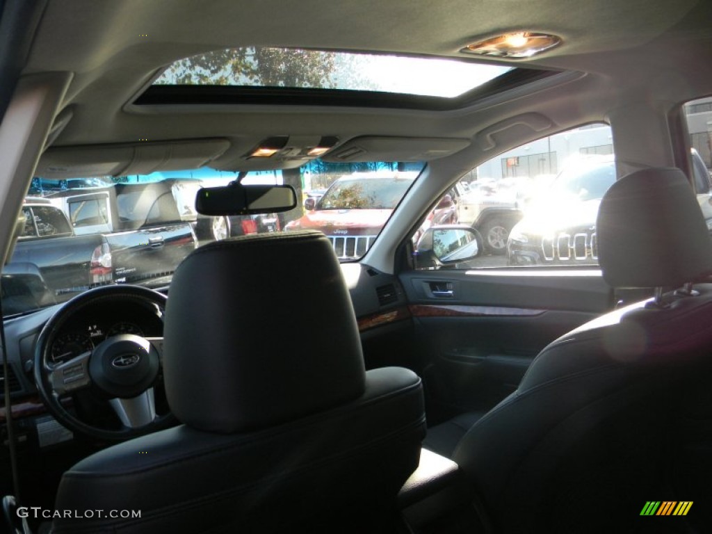 2011 Outback 2.5i Limited Wagon - Graphite Gray Metallic / Off Black photo #12