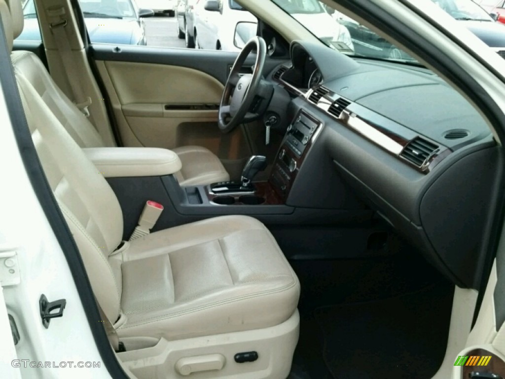 2009 Ford Taurus SEL Camel Dashboard Photo #99026517