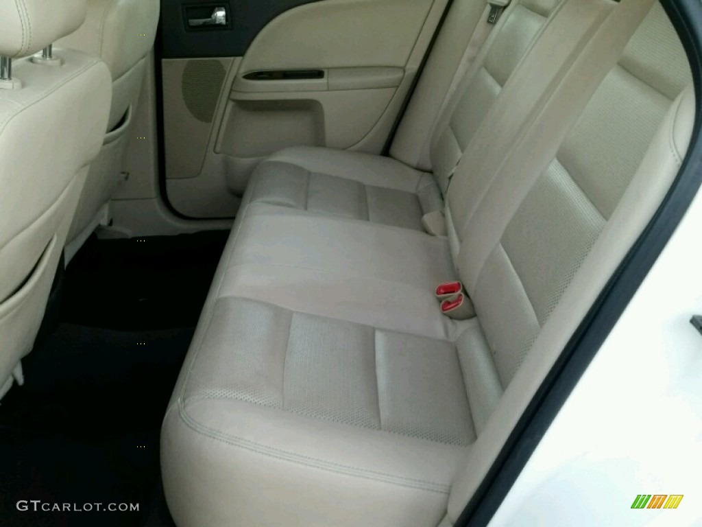 2009 Ford Taurus SEL Rear Seat Photo #99026706