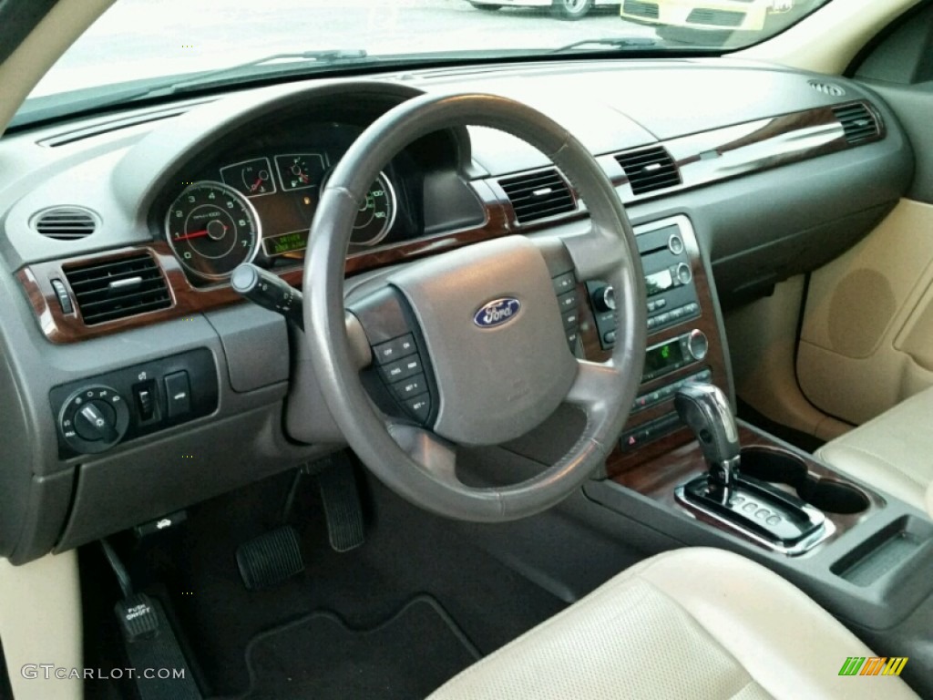 2009 Ford Taurus SEL Front Seat Photo #99026741