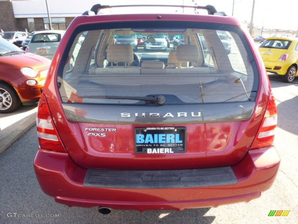 2005 Forester 2.5 XS - Cayenne Red Pearl / Beige photo #4