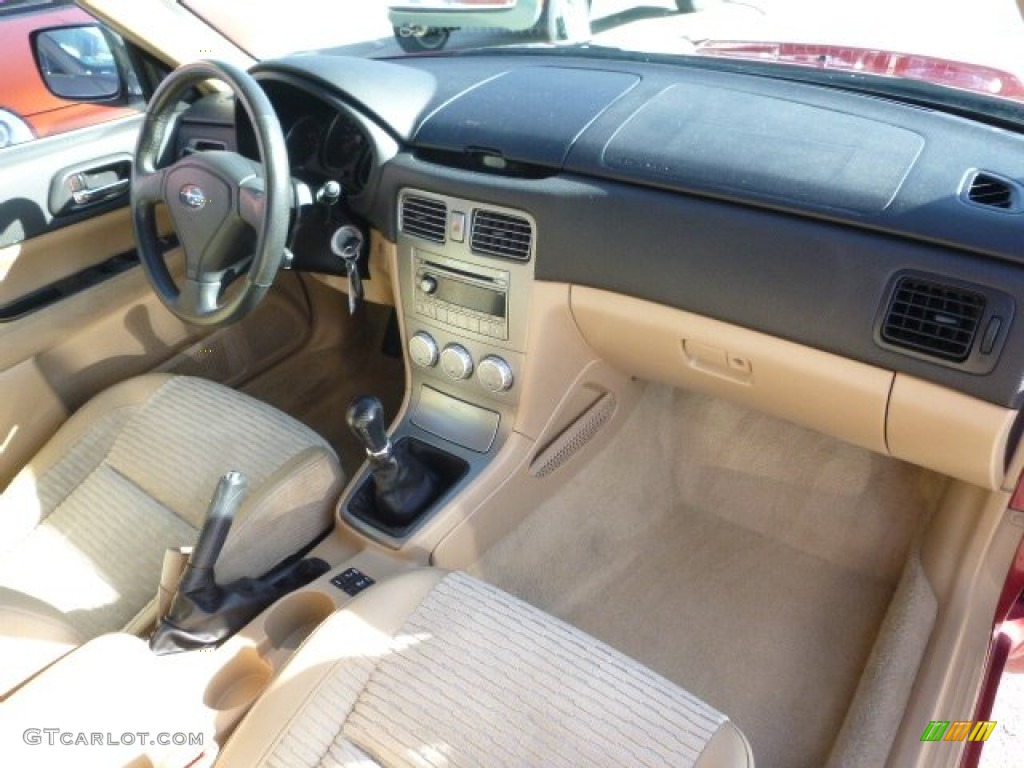 2005 Forester 2.5 XS - Cayenne Red Pearl / Beige photo #10