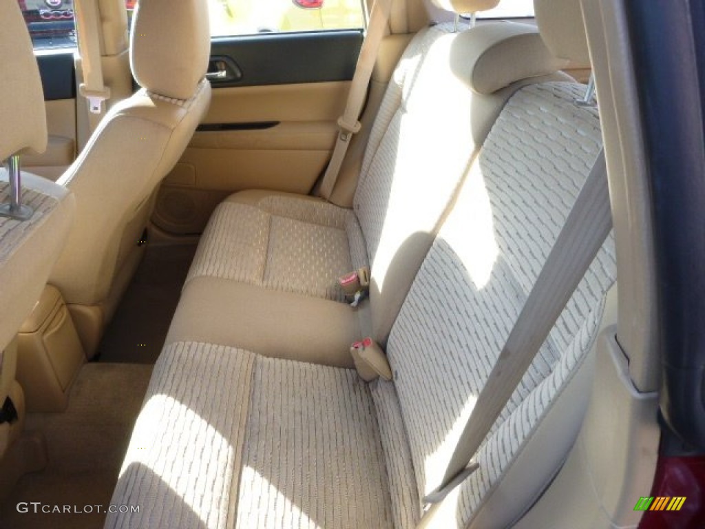 2005 Forester 2.5 XS - Cayenne Red Pearl / Beige photo #14