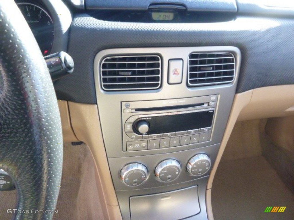 2005 Forester 2.5 XS - Cayenne Red Pearl / Beige photo #18