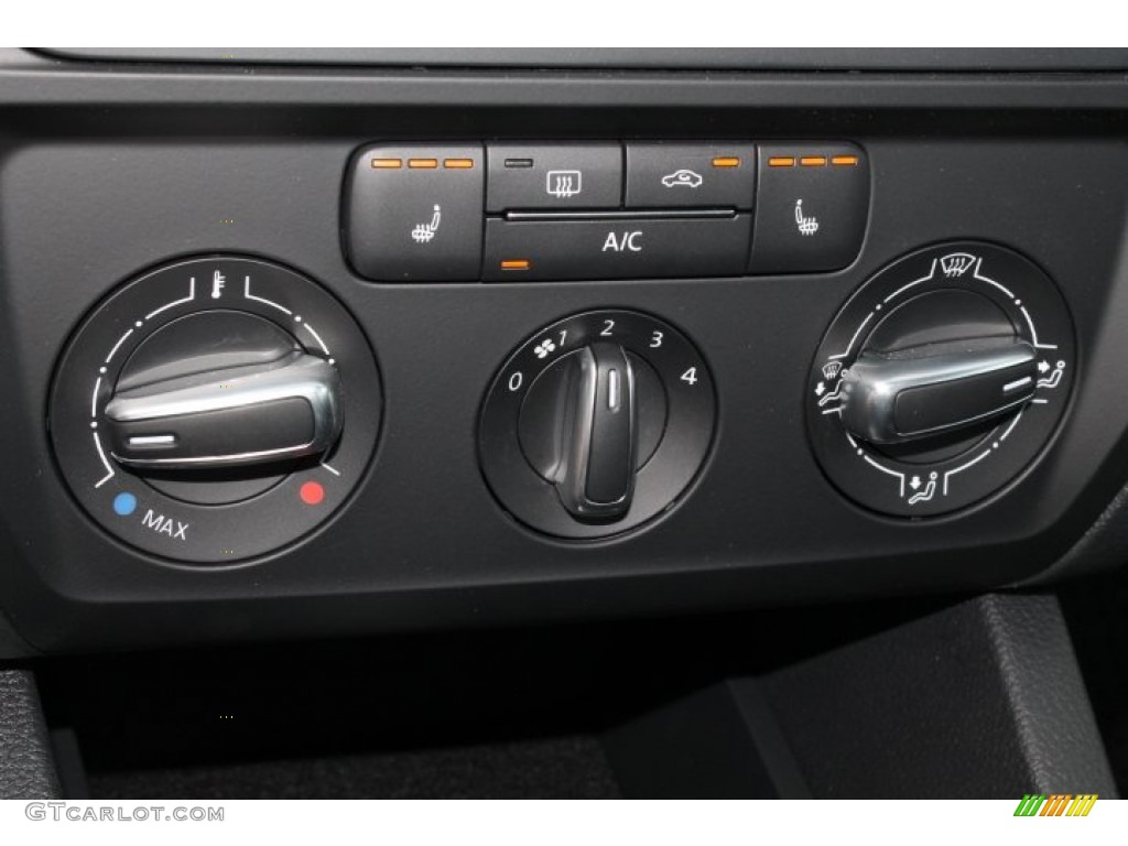 2015 Volkswagen Jetta SE Sedan Controls Photo #99033008