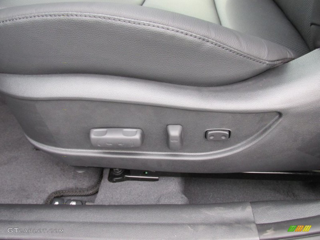 2015 Elantra Limited Sedan - Titanium Gray Metallic / Black photo #25