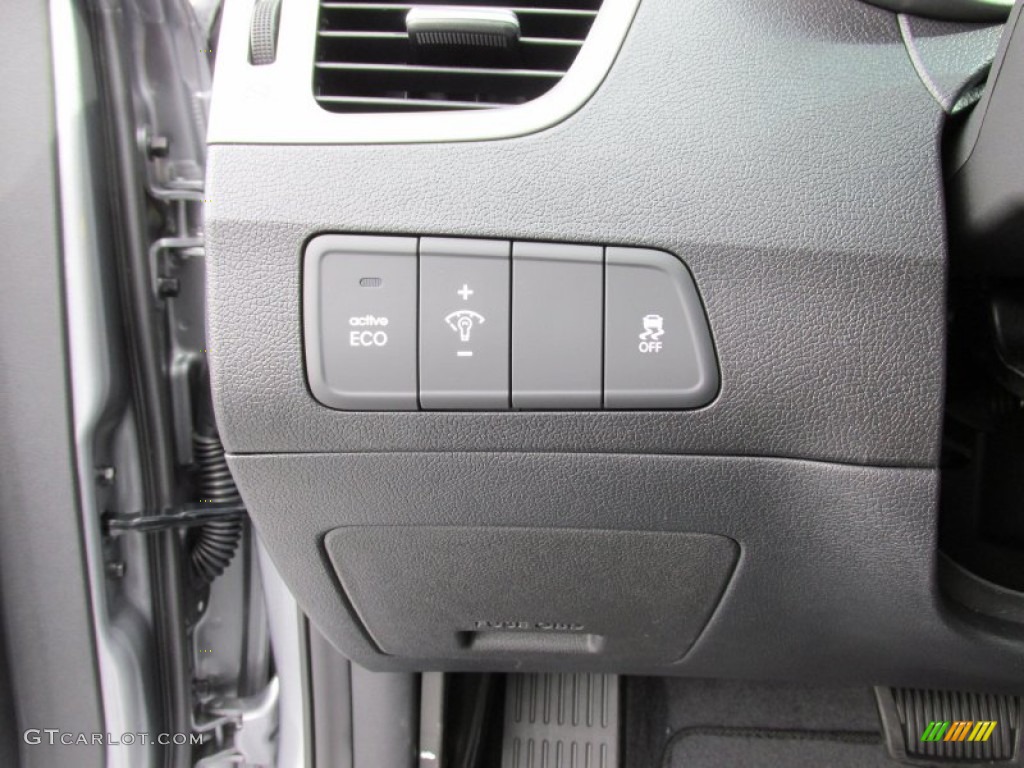 2015 Elantra Limited Sedan - Titanium Gray Metallic / Black photo #34