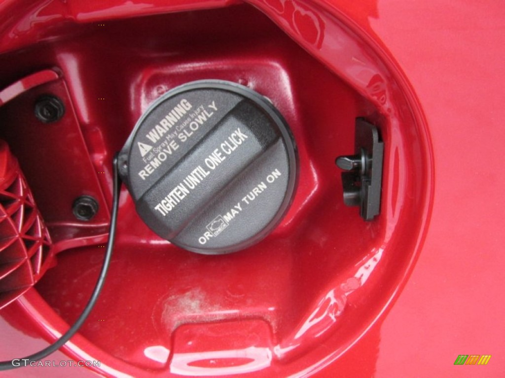 2015 Elantra Limited Sedan - Geranium Red / Gray photo #13