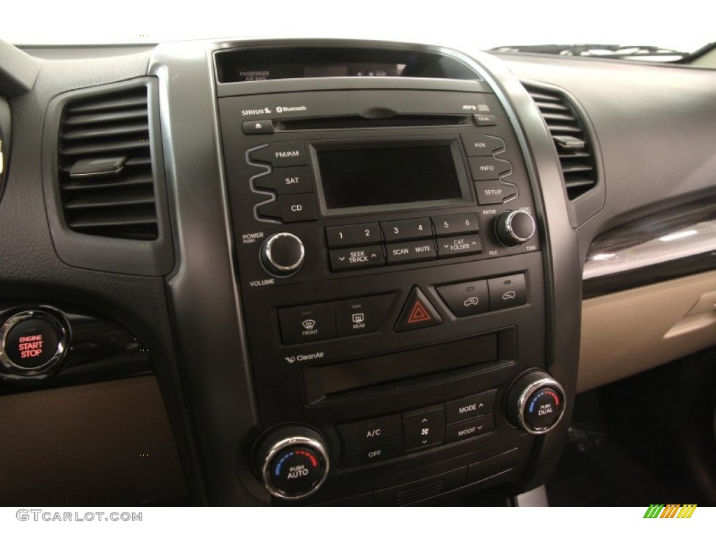 2011 Kia Sorento EX AWD Controls Photo #99048483