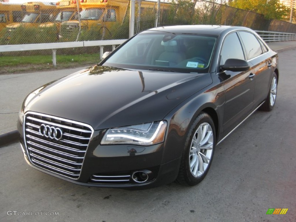 2011 A8 L 4.2 FSI quattro - Night Blue Pearl Effect / Titanium Grey photo #2