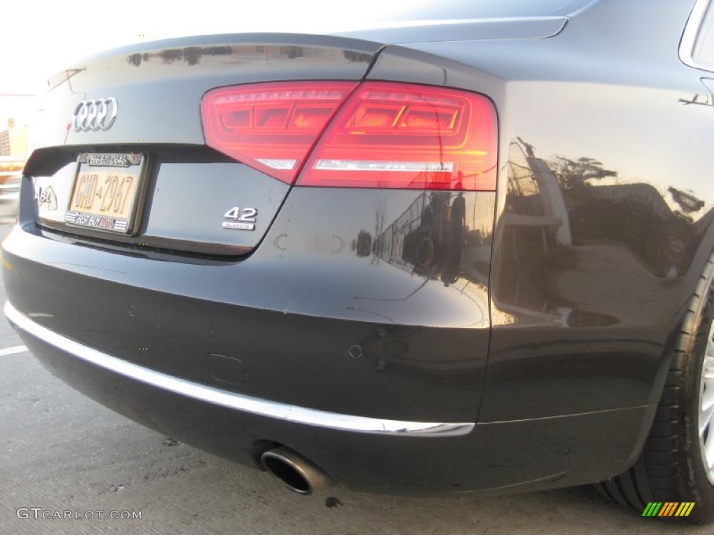 2011 A8 L 4.2 FSI quattro - Night Blue Pearl Effect / Titanium Grey photo #15