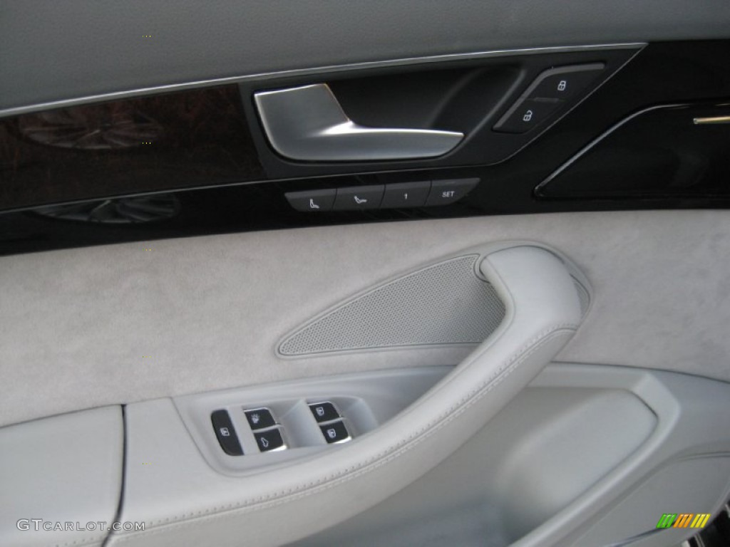 2011 A8 L 4.2 FSI quattro - Night Blue Pearl Effect / Titanium Grey photo #34