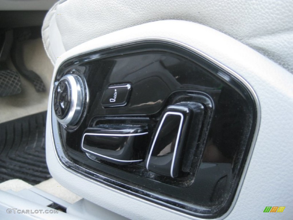 2011 A8 L 4.2 FSI quattro - Night Blue Pearl Effect / Titanium Grey photo #40