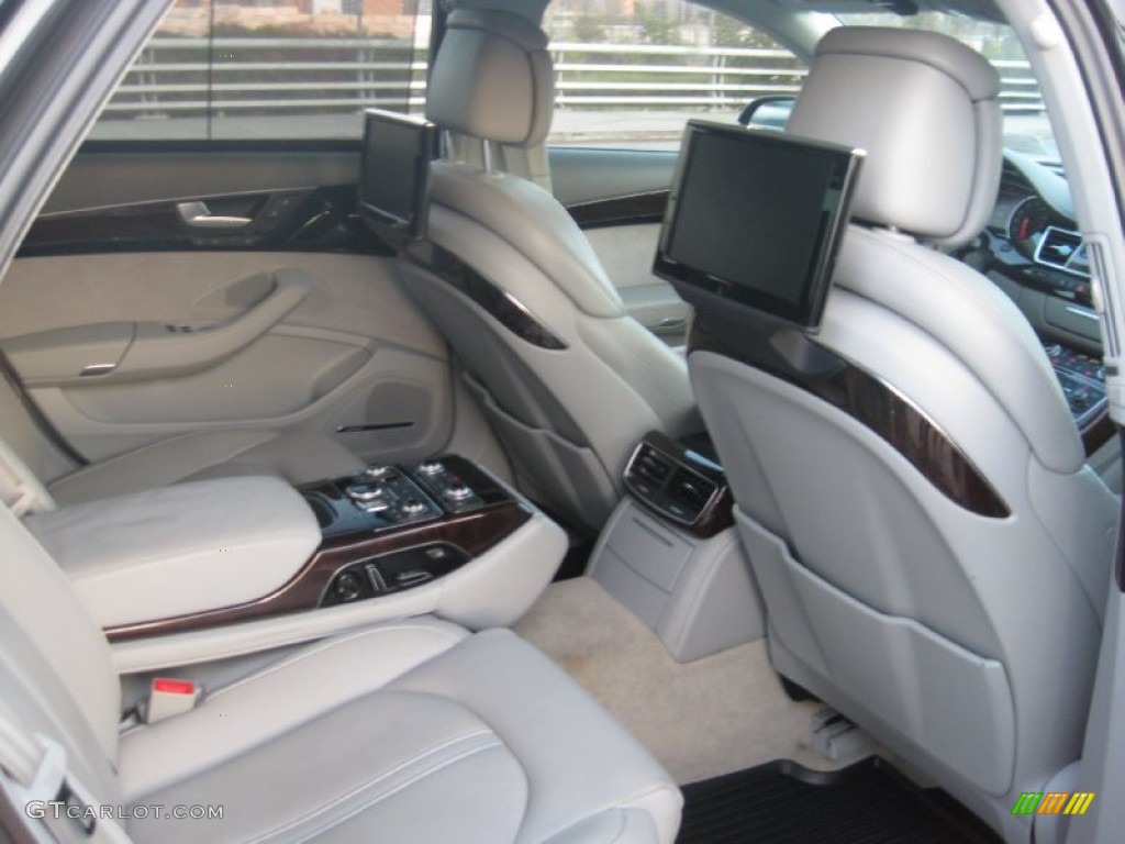 2011 A8 L 4.2 FSI quattro - Night Blue Pearl Effect / Titanium Grey photo #44