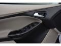 2014 Oxford White Ford Focus SE Sedan  photo #20