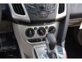 2014 Oxford White Ford Focus SE Sedan  photo #28