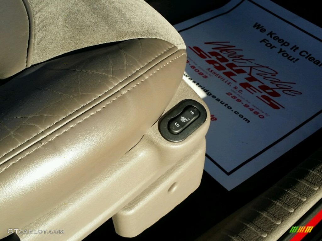2001 PT Cruiser Limited - Inferno Red Pearl / Taupe/Pearl Beige photo #10