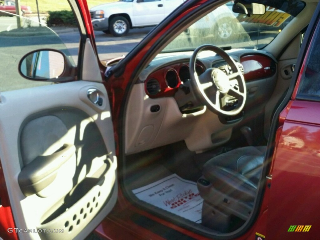2001 PT Cruiser Limited - Inferno Red Pearl / Taupe/Pearl Beige photo #18