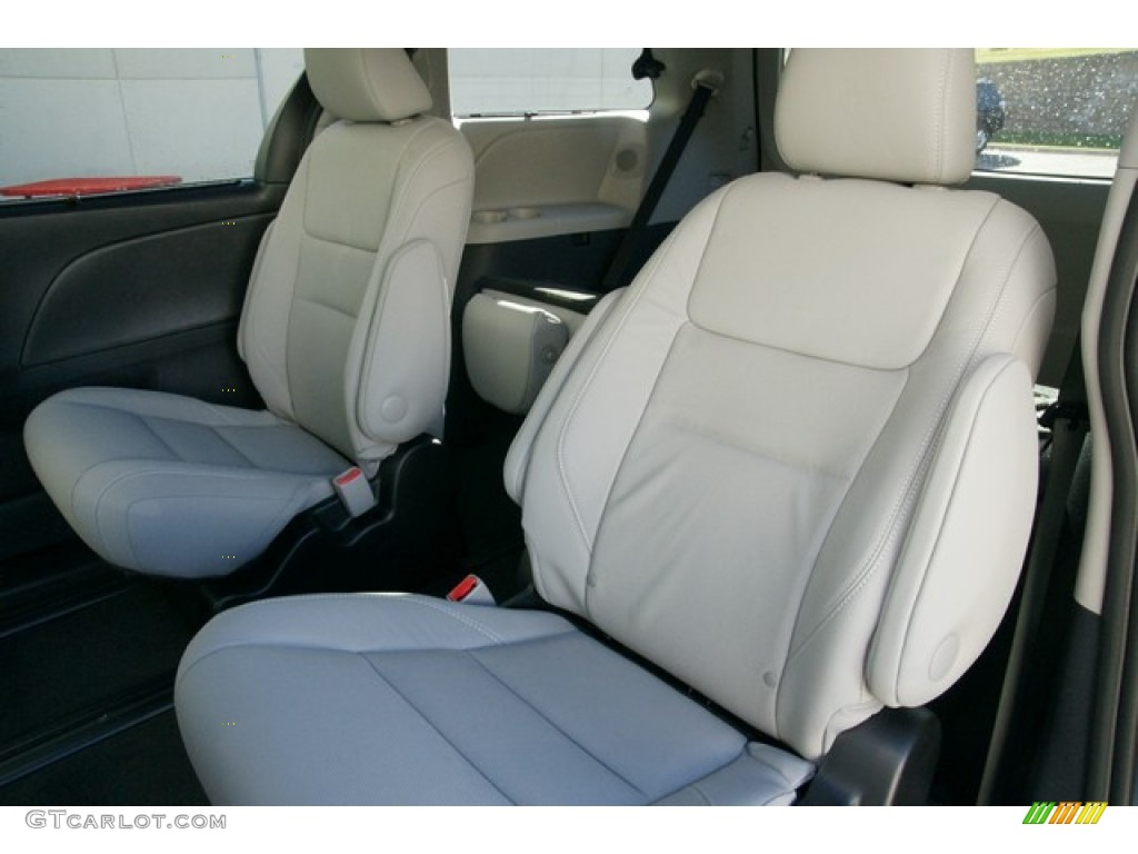 2015 Sienna Limited AWD - Sky Blue Pearl / Ash photo #8