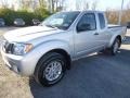 2015 Brilliant Silver Nissan Frontier SV King Cab 4x4  photo #8