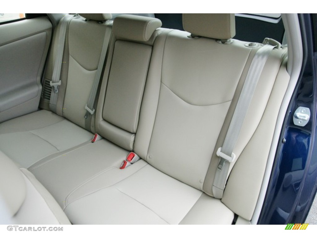 2015 Toyota Prius Four Hybrid Rear Seat Photo #99067365