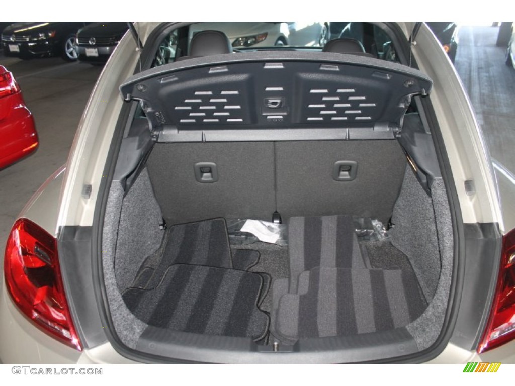 2012 Beetle 2.5L - Moonrock Silver Metallic / Titan Black photo #20