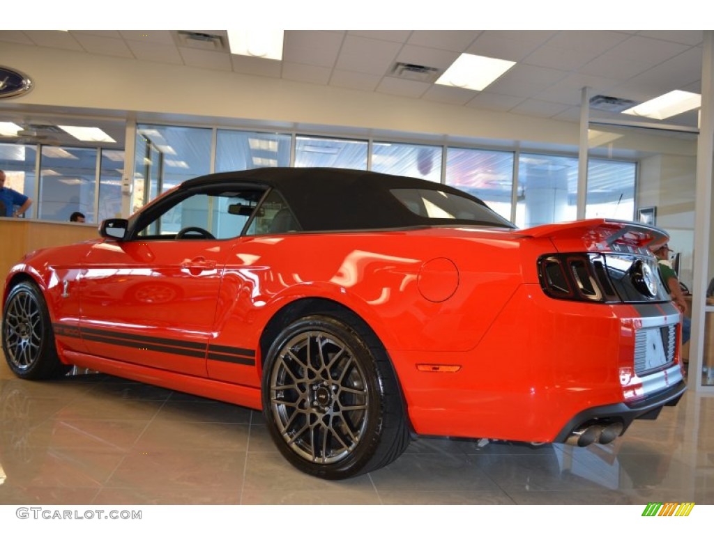 2013 Mustang Shelby GT500 SVT Performance Package Convertible - Race Red / Shelby Charcoal Black/Black Accent photo #6