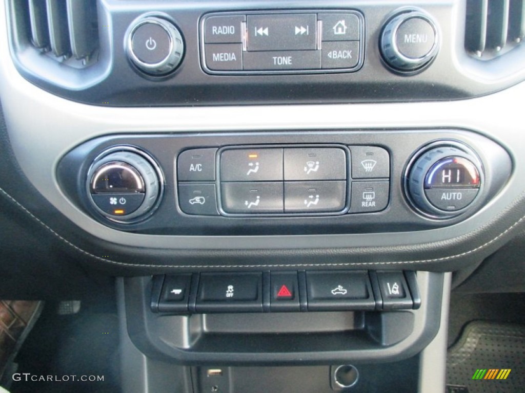 2015 GMC Canyon SLE Crew Cab 4x4 Controls Photo #99071652