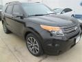 2015 Tuxedo Black Ford Explorer XLT  photo #1