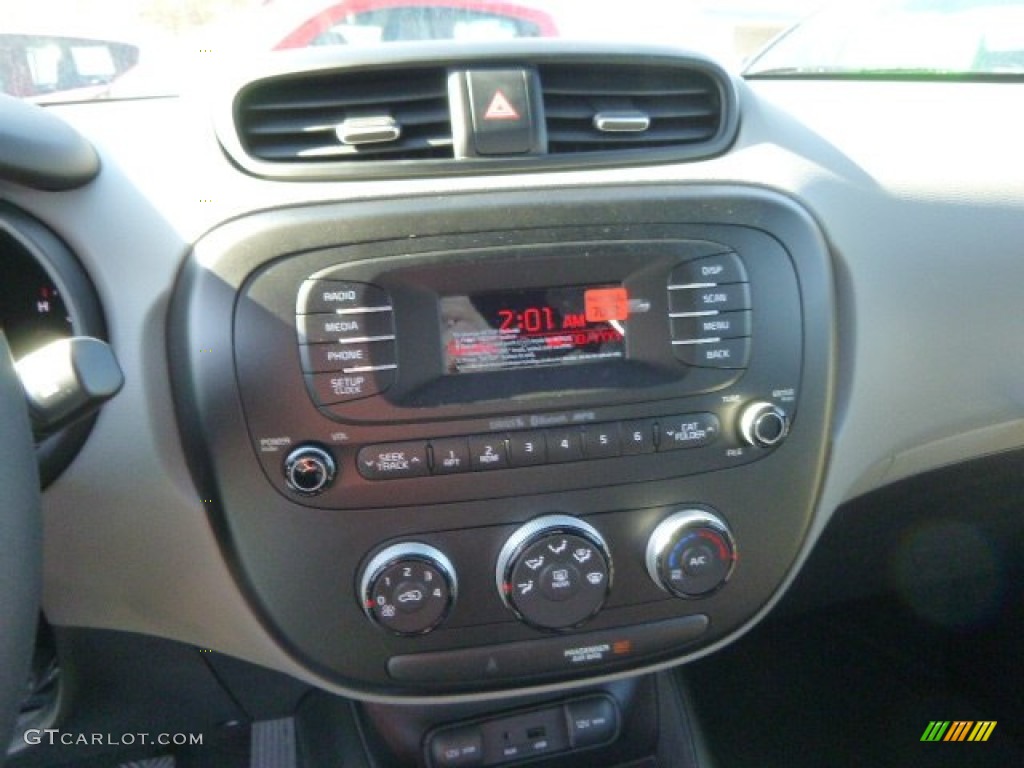 2015 Soul  - Shadow Black / Black photo #16