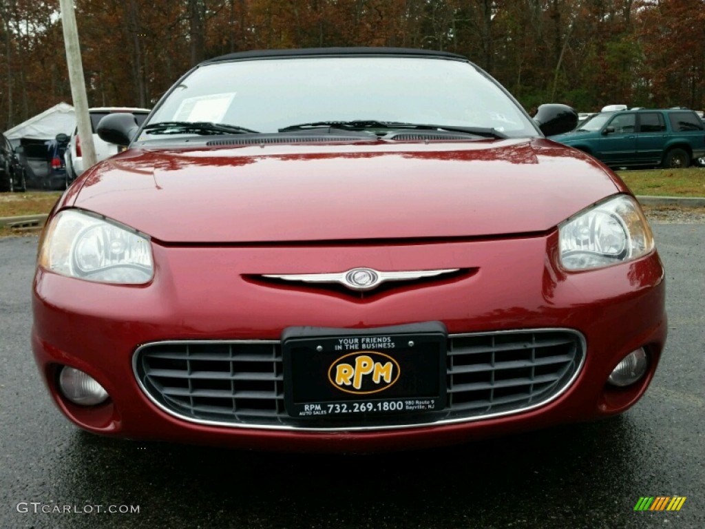 2001 Sebring LXi Convertible - Dark Garnet Red Pearlcoat / Taupe photo #4