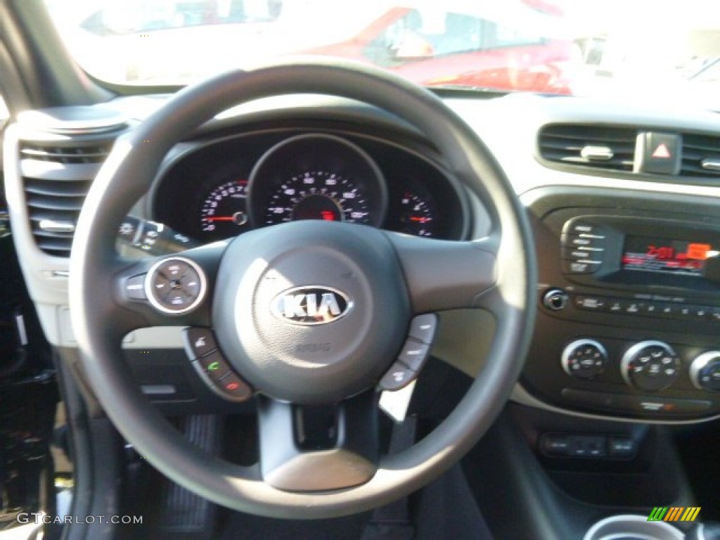 2015 Soul  - Shadow Black / Black photo #19