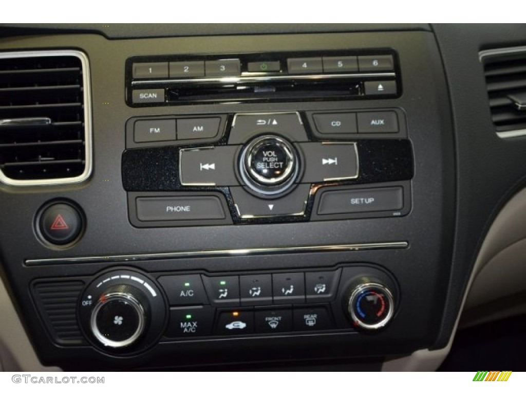 2015 Honda Civic LX Sedan Controls Photos